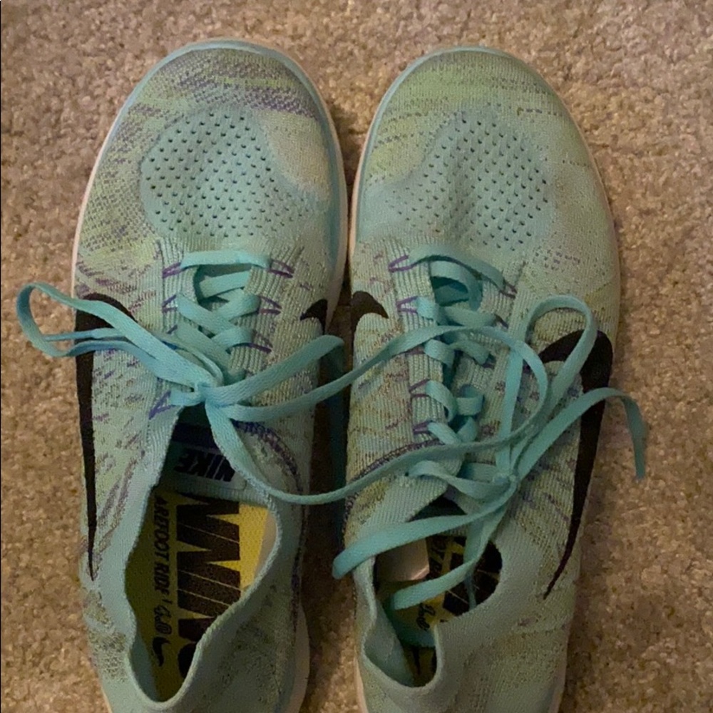 Great condition worn once nike Free 4.0 flyknits
